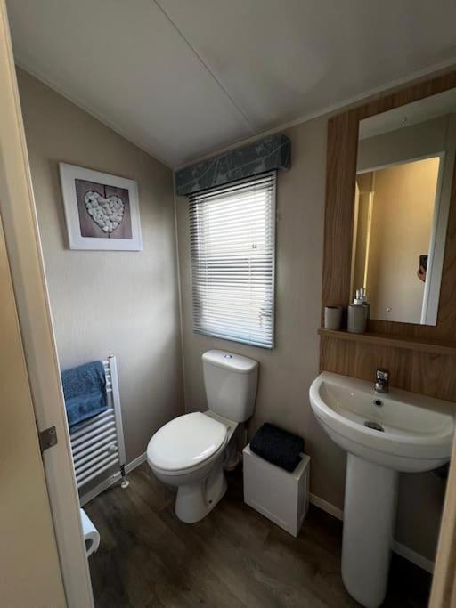 Sandy Bay Caravan Getaway Ньюбиггин-бай-те-Си Экстерьер фото