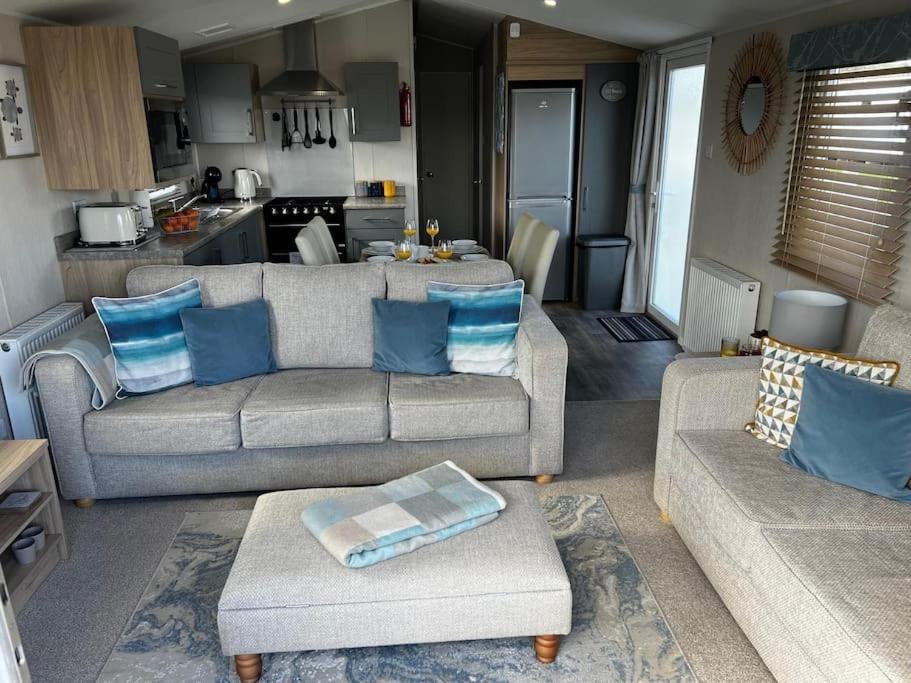 Sandy Bay Caravan Getaway Ньюбиггин-бай-те-Си Экстерьер фото